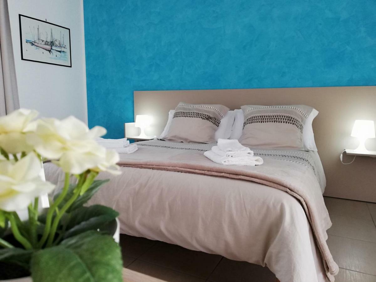 Appartamento Gambero Beach سانتا تيريزا دي ريفا المظهر الخارجي الصورة